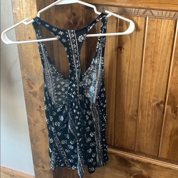 Tank - Picture 3 of 3